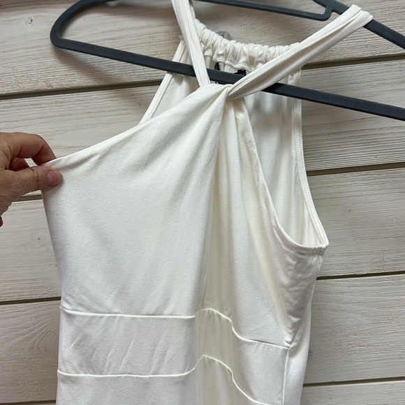 PattyBoutik Ivory halter top Size Small - Picture 3 of 6